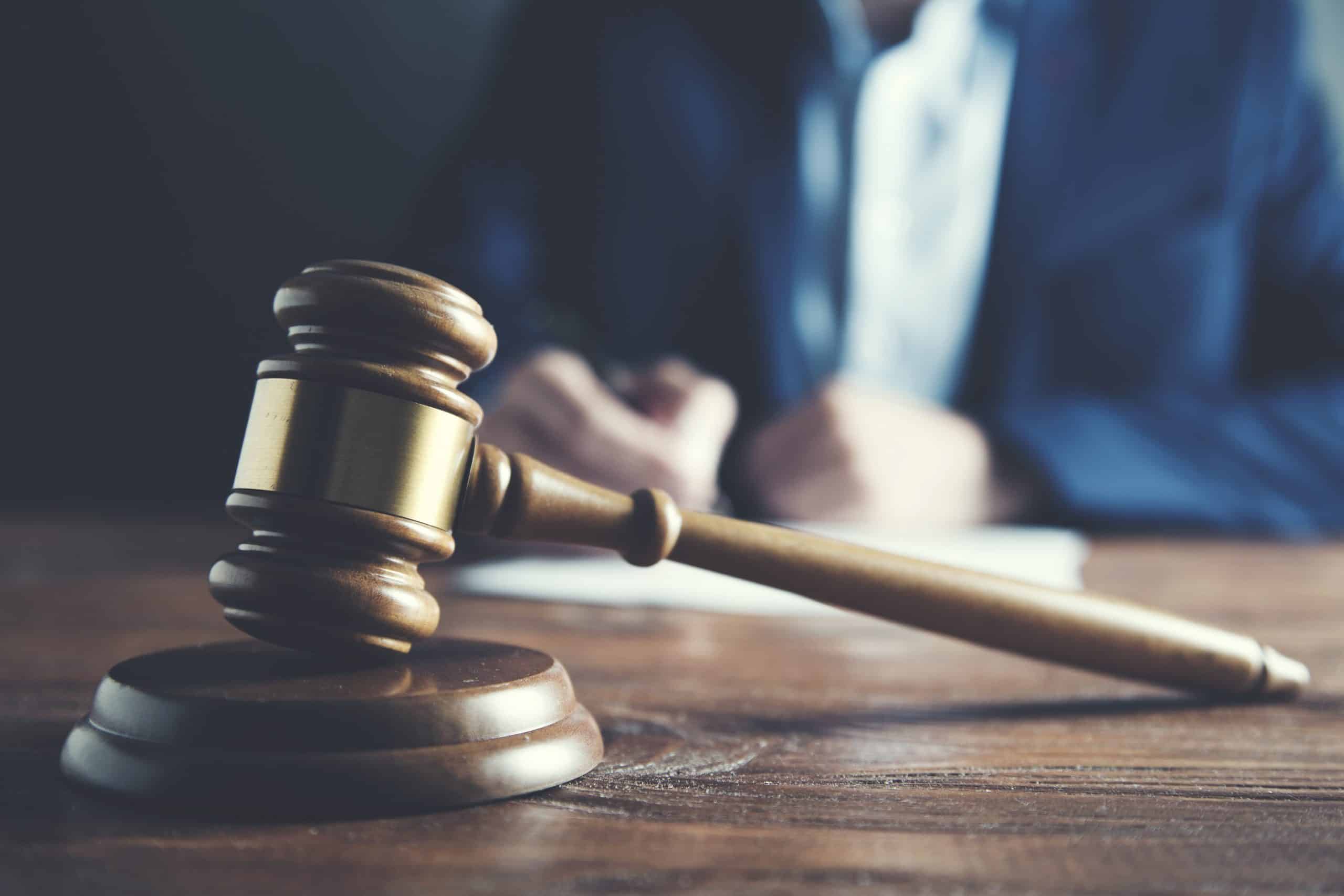 Suspension de la décision de l’aide sociale Avocat aide sociale à